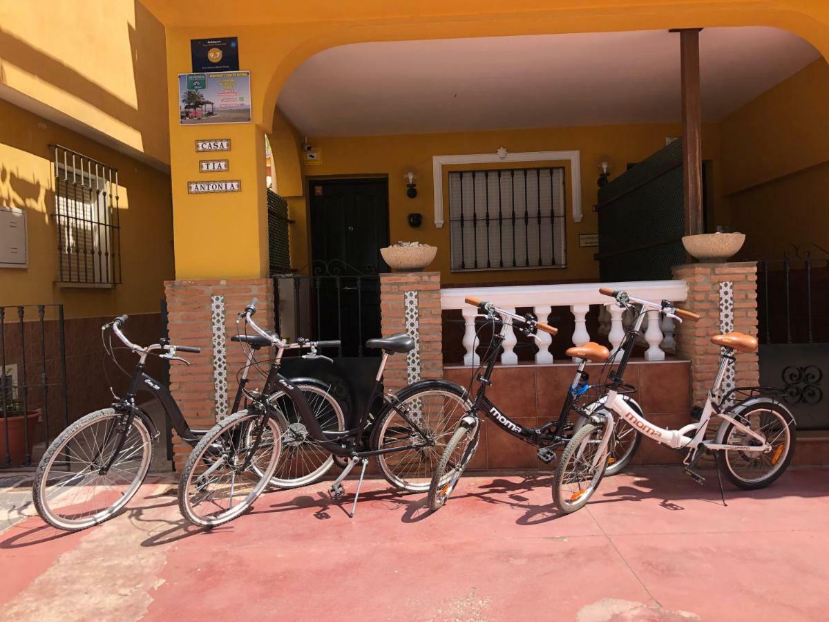 Apartamentos Casa Tia Antonia Malaga Exterior photo